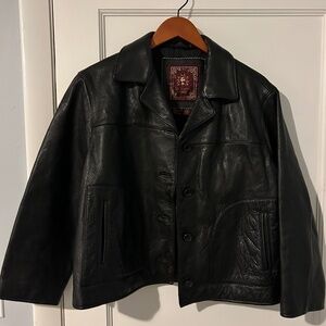 Women's Leather Territory Ahead jacket. Women's XL petite, black, mid weight